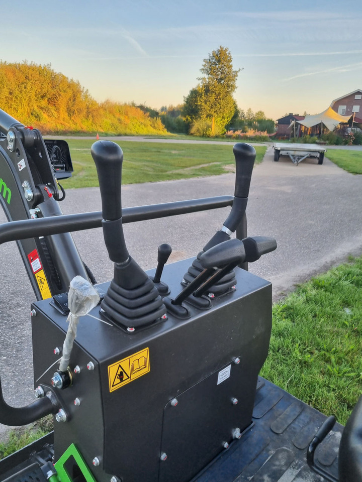 حفارة مصغرة WCM CTX 8010 Diesel: صور 19