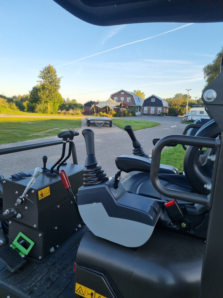 حفارة مصغرة WCM CTX 8010 Servo Diesel: صور 18