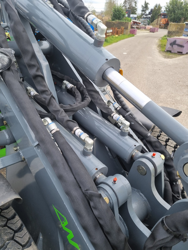 جديد اللودر بعجل WCM L2316: صور 21 جديد اللودر بعجل WCM L2316: صور 21