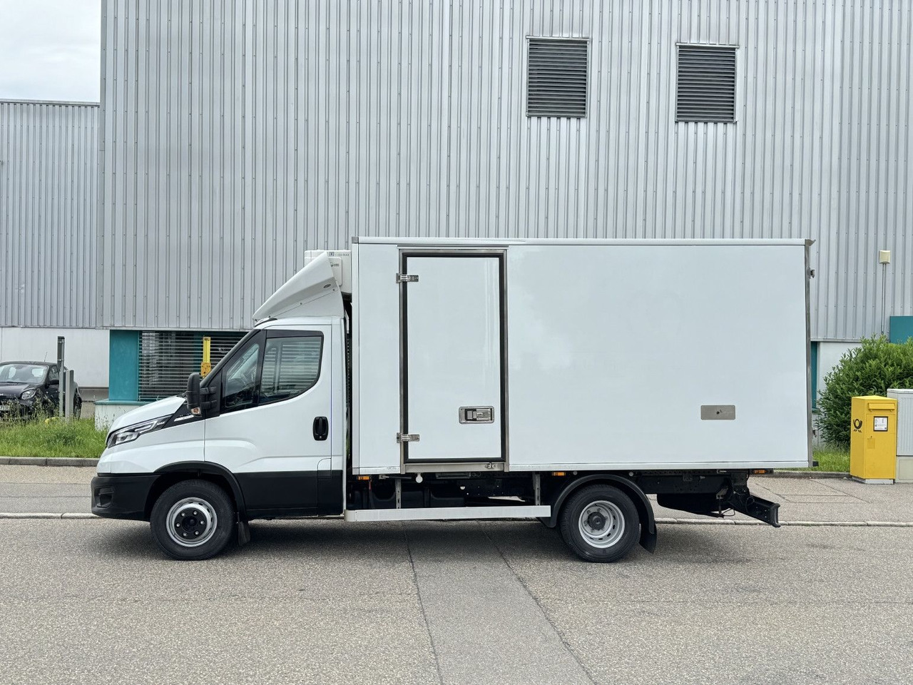 Iveco Daily 72-180 Tiefkühl TK V-500 -32°/+32° Air-Pro - الشاحنات الصغيرة المبردة: صور 4 Iveco Daily 72-180 Tiefkühl TK V-500 -32°/+32° Air-Pro - الشاحنات الصغيرة المبردة: صور 4