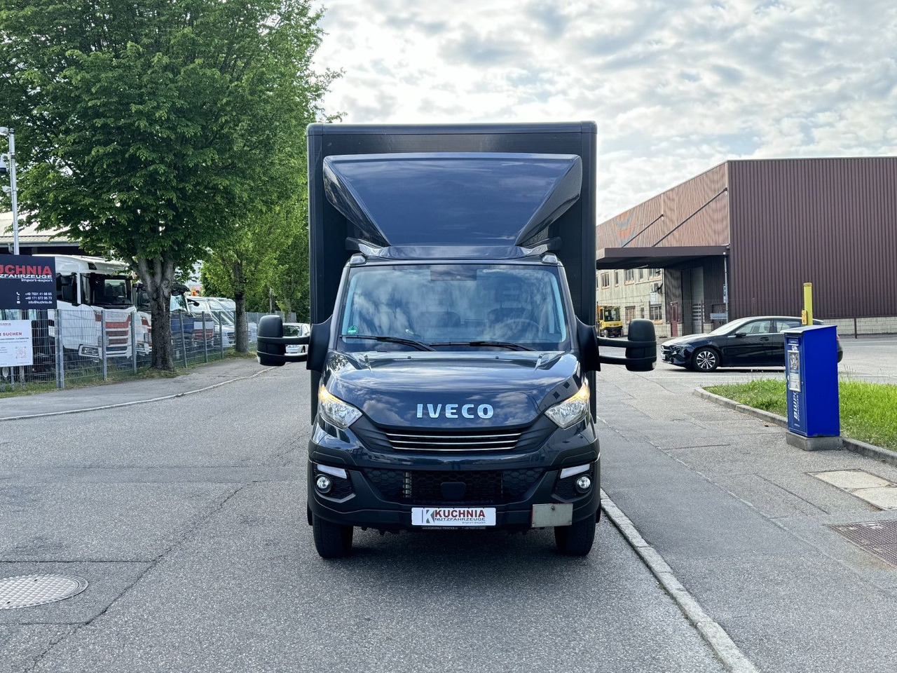 Iveco Daily 72c180 Hi-Matic Koffer LBW Luftgef. Klima - الشاحنات الصغيرة صندوق مغلق: صور 2 Iveco Daily 72c180 Hi-Matic Koffer LBW Luftgef. Klima - الشاحنات الصغيرة صندوق مغلق: صور 2