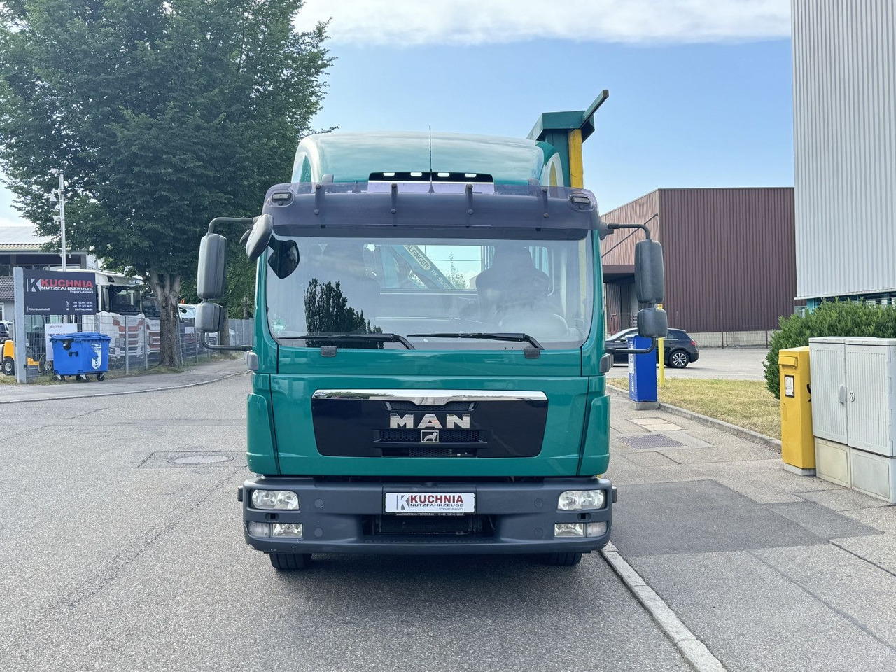 MAN TGL 12.250 Glastransport Kran PK9002 Funk Klima - شاحنة كرين: صور 2 MAN TGL 12.250 Glastransport Kran PK9002 Funk Klima - شاحنة كرين: صور 2