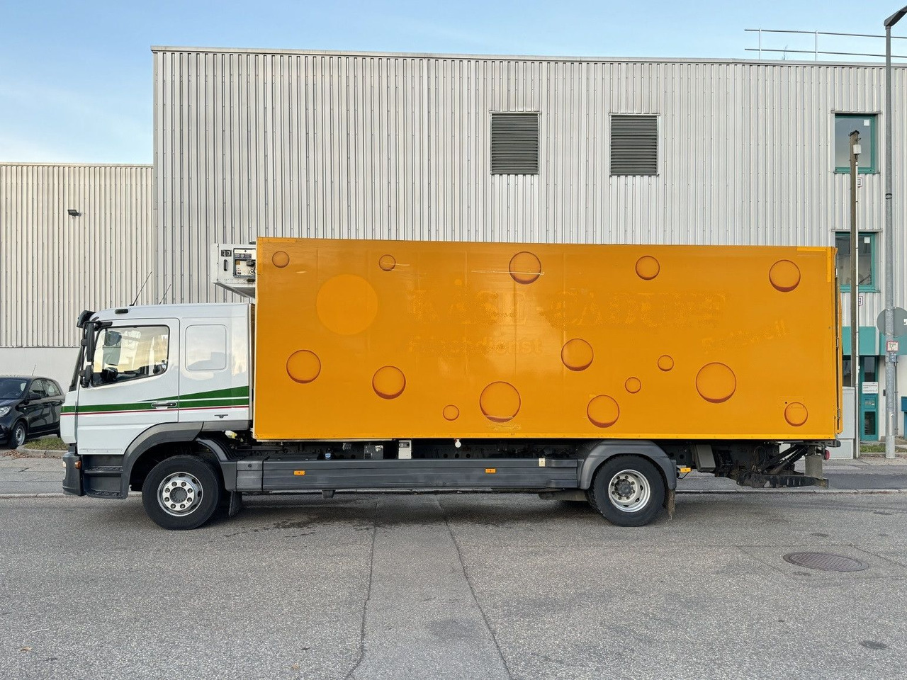 Mercedes-Benz Atego 1524 L-Haus Tiefkühlkoffer 6,9m LBW Tür - مبردة شاحنة: صور 4 Mercedes-Benz Atego 1524 L-Haus Tiefkühlkoffer 6,9m LBW Tür - مبردة شاحنة: صور 4