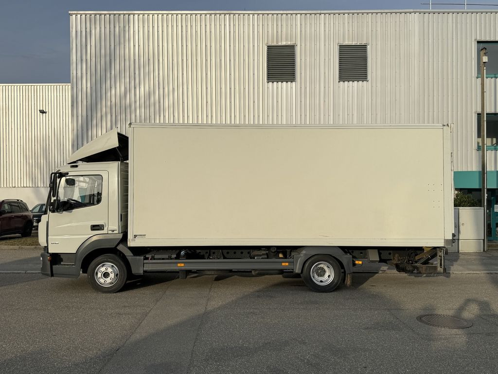 Mercedes-Benz Atego 818L Koffer 6,3m LBW Klima Autom. Luftgef. - الشاحنات الصغيرة صندوق مغلق: صور 4 Mercedes-Benz Atego 818L Koffer 6,3m LBW Klima Autom. Luftgef. - الشاحنات الصغيرة صندوق مغلق: صور 4