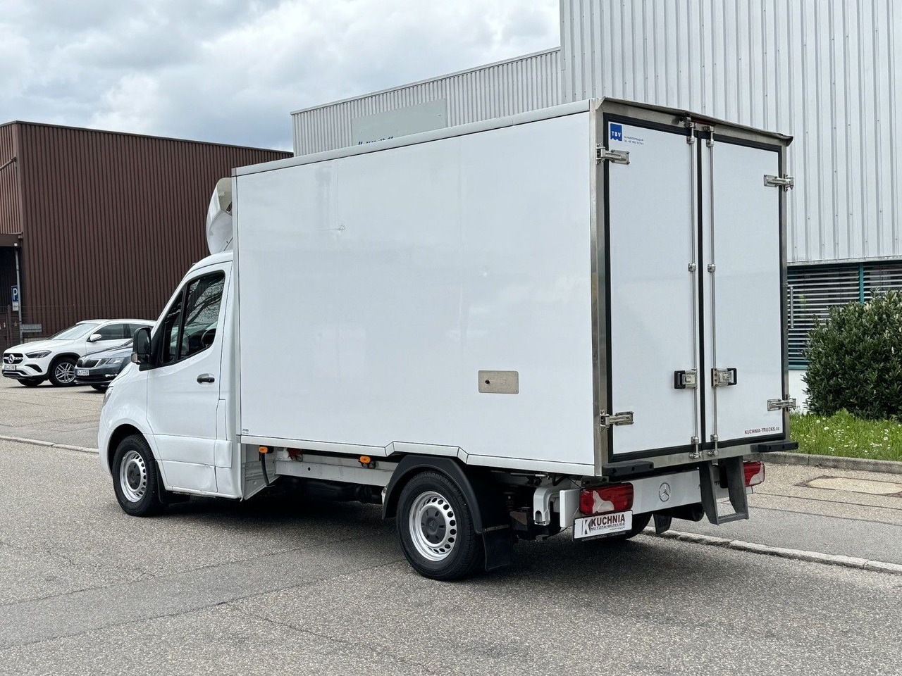 Mercedes-Benz Sprinter 316 Tiefkühl 3,3m TK V-500 MAX Luftgef. - الشاحنات الصغيرة المبردة: صور 5 Mercedes-Benz Sprinter 316 Tiefkühl 3,3m TK V-500 MAX Luftgef. - الشاحنات الصغيرة المبردة: صور 5