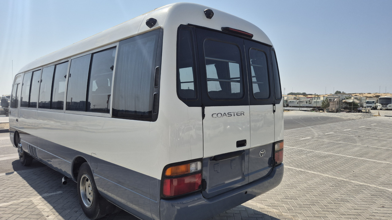 Toyota Coaster ... 30 places - climatisé - حافلة صغيرة, ميكروباص: صور 5 Toyota Coaster ... 30 places - climatisé - حافلة صغيرة, ميكروباص: صور 5