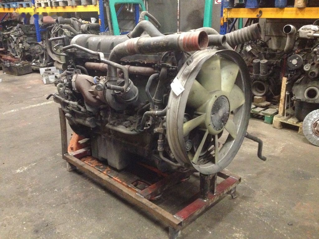 Renault DXI 13 460 Renault MAGNUM DXI 13 - المحرك - شاحنة: صور 1 Renault DXI 13 460 Renault MAGNUM DXI 13 - المحرك - شاحنة: صور 1