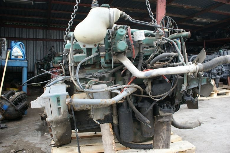Volvo TD 73 ES Volvo FL 7 - المحرك - شاحنة: صور 3 Volvo TD 73 ES Volvo FL 7 - المحرك - شاحنة: صور 3