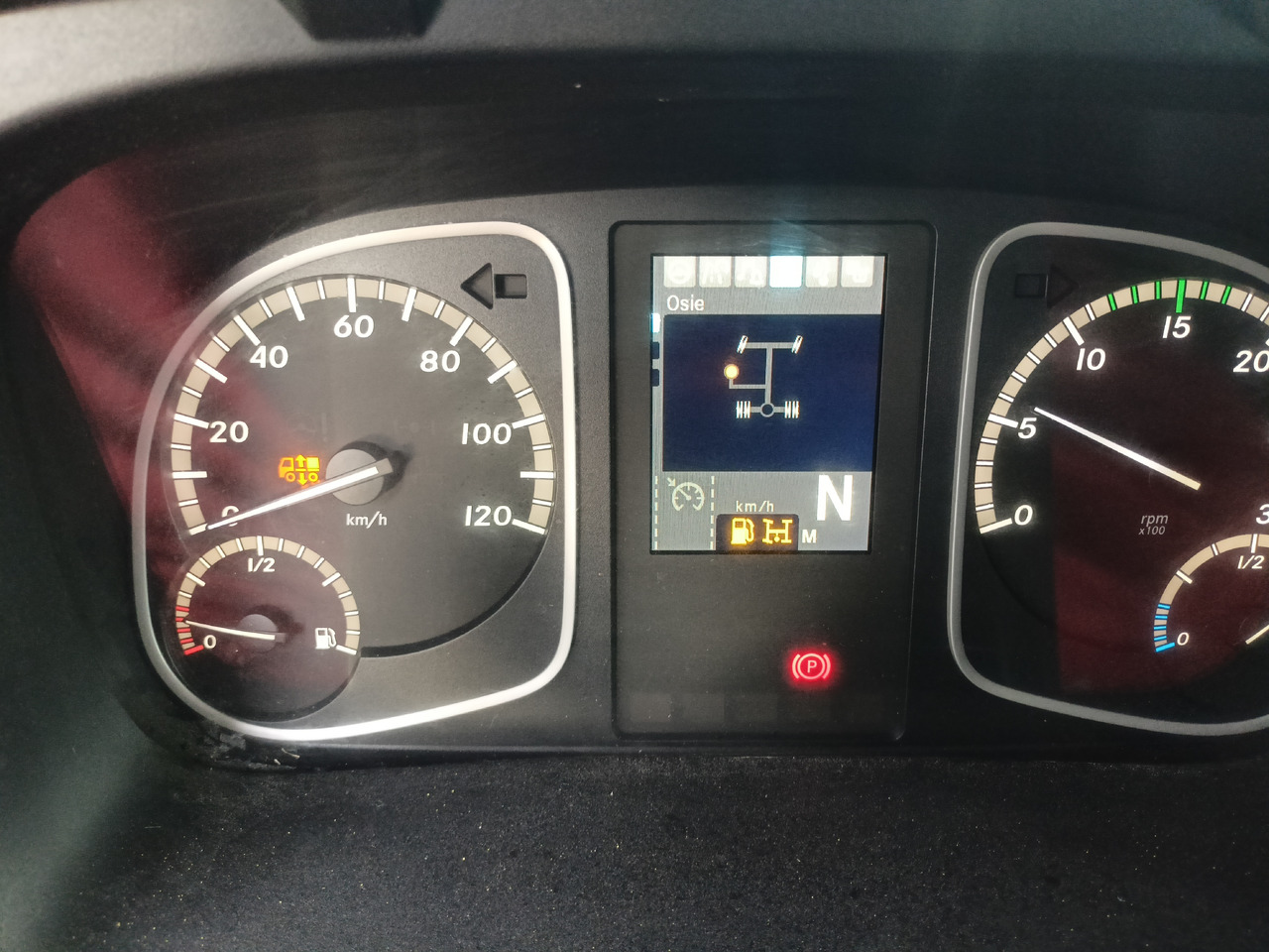 شاحنة كرين MERCEDES-BENZ Atego 1524: صور 16 شاحنة كرين MERCEDES-BENZ Atego 1524: صور 16