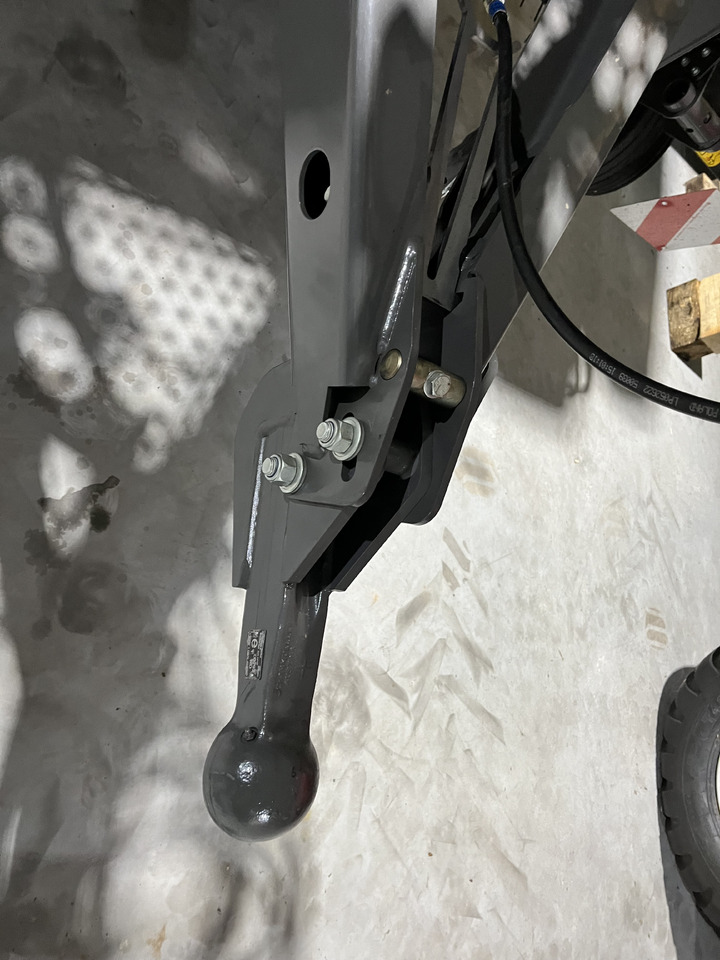 FENDT Rotana 130F Combi MY24 - معدة تغليف البالات: صور 5 FENDT Rotana 130F Combi MY24 - معدة تغليف البالات: صور 5