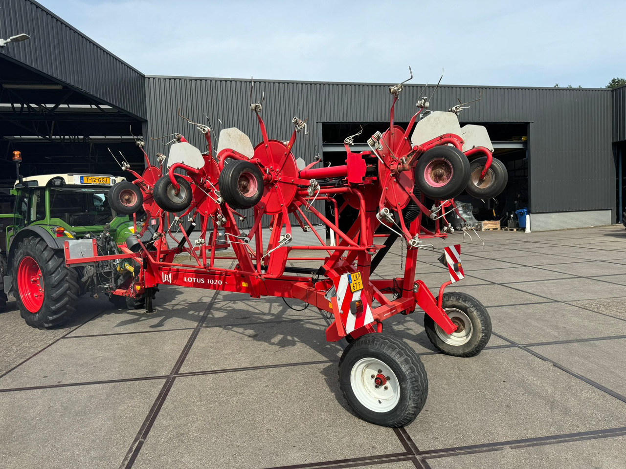 LELY Lotus 1020S - الأمشاط الزراعية: صور 1 LELY Lotus 1020S - الأمشاط الزراعية: صور 1