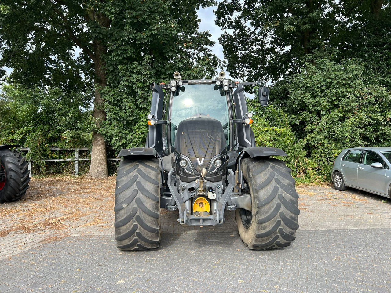 Valtra T174 Versu - جرار: صور 5 Valtra T174 Versu - جرار: صور 5