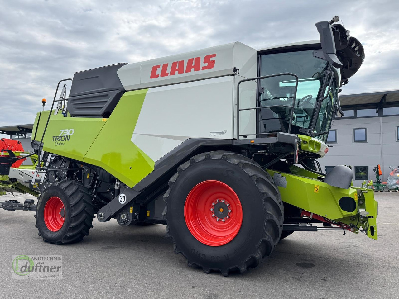 CLAAS Trion 730 - حصادة شاملة: صور 2 CLAAS Trion 730 - حصادة شاملة: صور 2