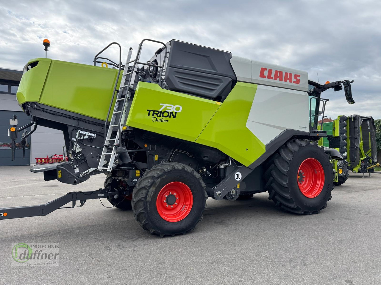 CLAAS Trion 730 - حصادة شاملة: صور 3 CLAAS Trion 730 - حصادة شاملة: صور 3