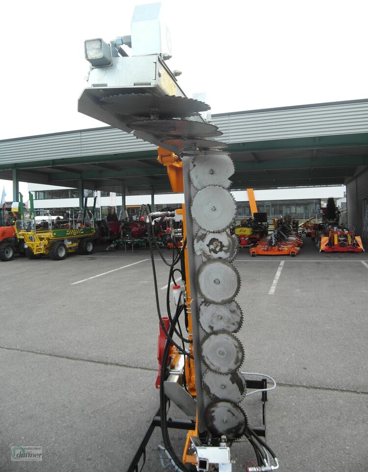 Ero Binger Baumschnittgerät - لوادر وحفارات أمامية - معدات الغابات: صور 4 Ero Binger Baumschnittgerät - لوادر وحفارات أمامية - معدات الغابات: صور 4