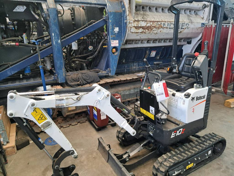 Bobcat E10Z - حفارة مصغرة: صور 4 Bobcat E10Z - حفارة مصغرة: صور 4