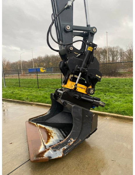 Engcon EC233, OQ80, GB29 = Rotator + Coupler + Gripper + - ملحقات - آلات البناء: صور 1 Engcon EC233, OQ80, GB29 = Rotator + Coupler + Gripper + - ملحقات - آلات البناء: صور 1