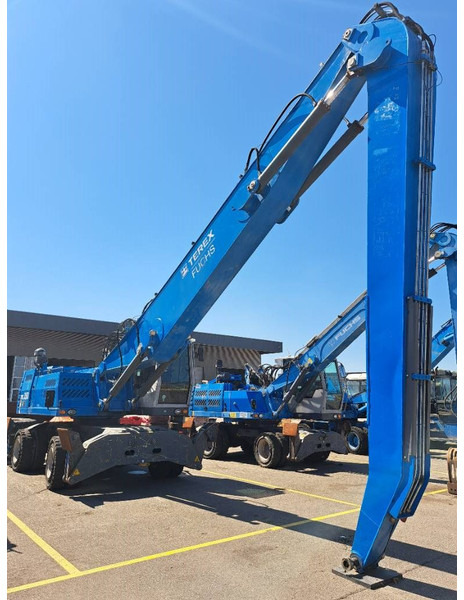 Fuchs MHL 350 D - حفارة النقل والشحن: صور 3 Fuchs MHL 350 D - حفارة النقل والشحن: صور 3