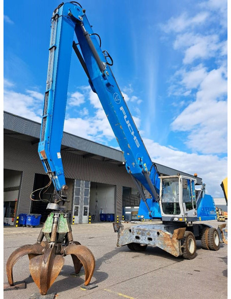 Fuchs MHL 350 E - حفارة النقل والشحن: صور 1 Fuchs MHL 350 E - حفارة النقل والشحن: صور 1