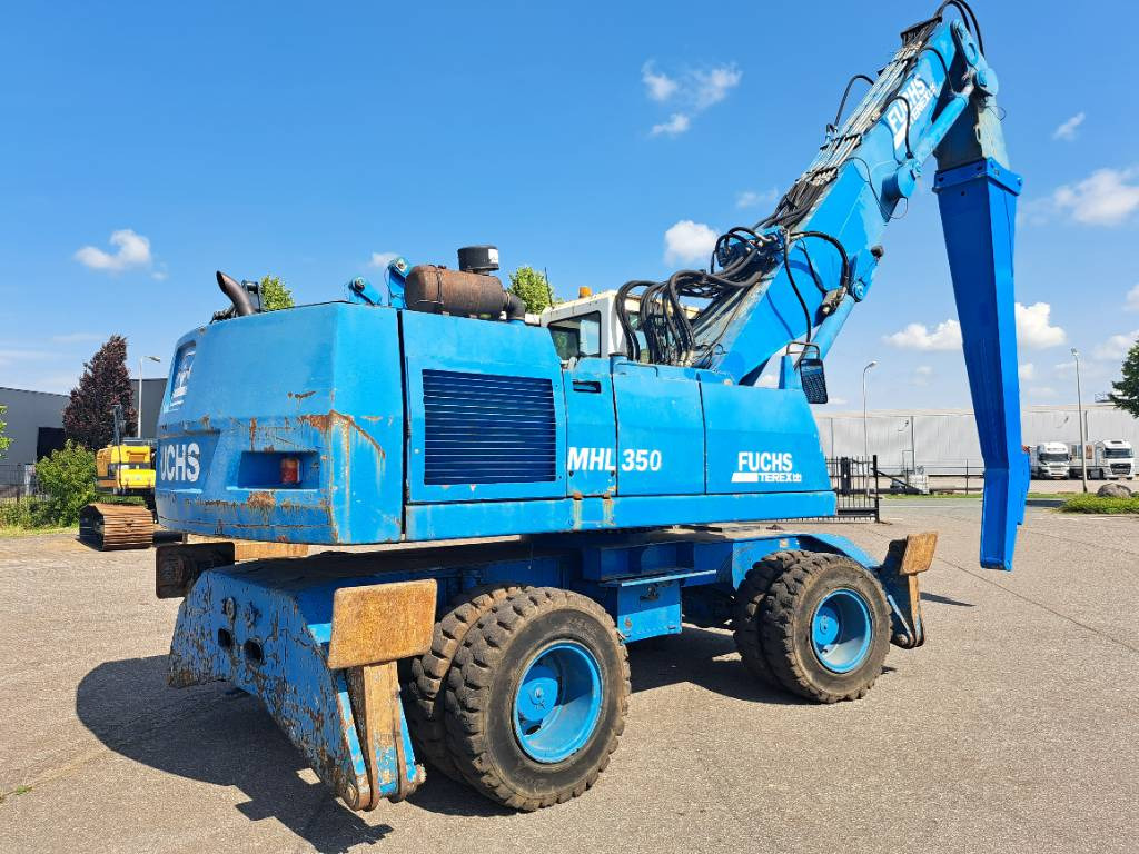 Fuchs MHL350C FQC - حفارة النقل والشحن: صور 3 Fuchs MHL350C FQC - حفارة النقل والشحن: صور 3
