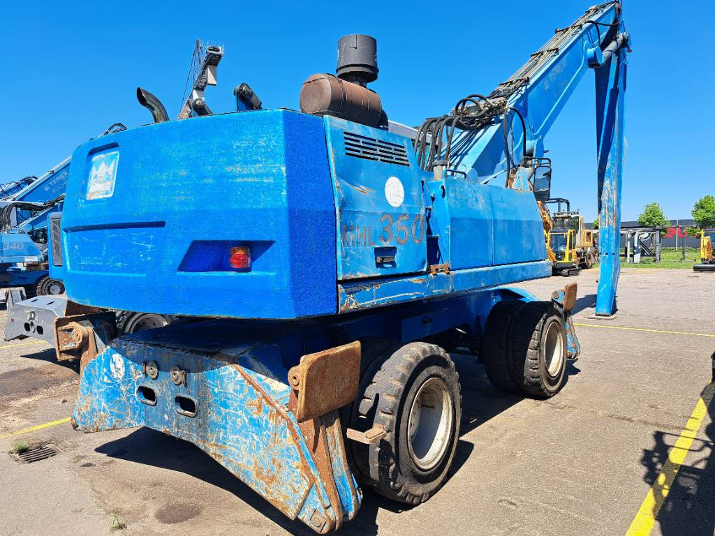 Fuchs MHL350C + generator - حفارة النقل والشحن: صور 2 Fuchs MHL350C + generator - حفارة النقل والشحن: صور 2