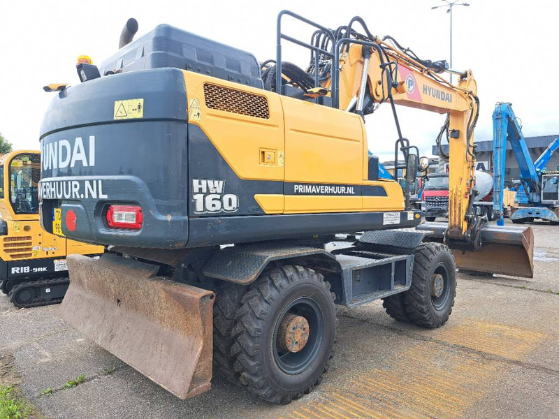 Hyundai HW160 - حفارة على عجلات: صور 4 Hyundai HW160 - حفارة على عجلات: صور 4