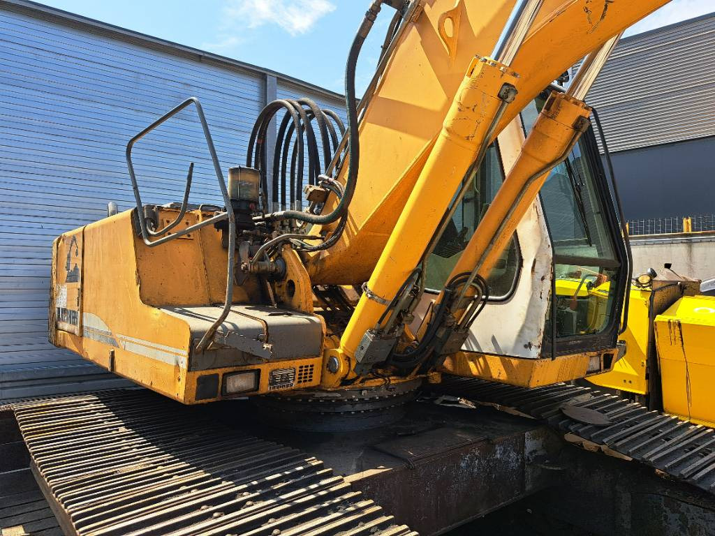 Liebherr R924B HDSL - حفارات زحافة: صور 4 Liebherr R924B HDSL - حفارات زحافة: صور 4