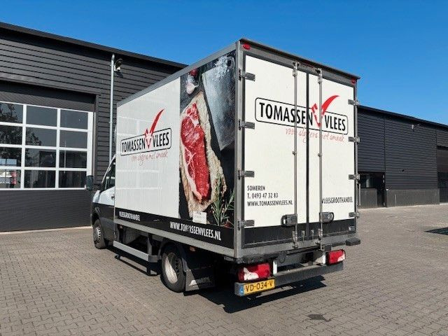 Mercedes-Benz Sprinter 419 cdi Frigo hängendes Fleisch - الشاحنات الصغيرة المبردة: صور 4 Mercedes-Benz Sprinter 419 cdi Frigo hängendes Fleisch - الشاحنات الصغيرة المبردة: صور 4