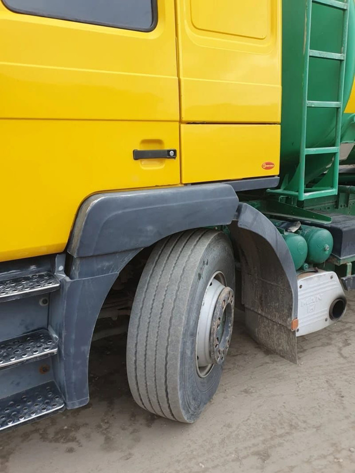 MAN 19.403 Tanker - شاحنة صهريج: صور 3 MAN 19.403 Tanker - شاحنة صهريج: صور 3