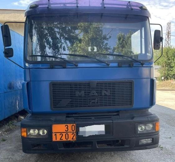MAN L20 Tanker - شاحنة صهريج: صور 1 MAN L20 Tanker - شاحنة صهريج: صور 1