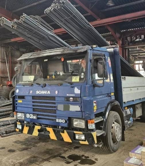 Scania 93 Carne - شاحنة كرين: صور 2 Scania 93 Carne - شاحنة كرين: صور 2