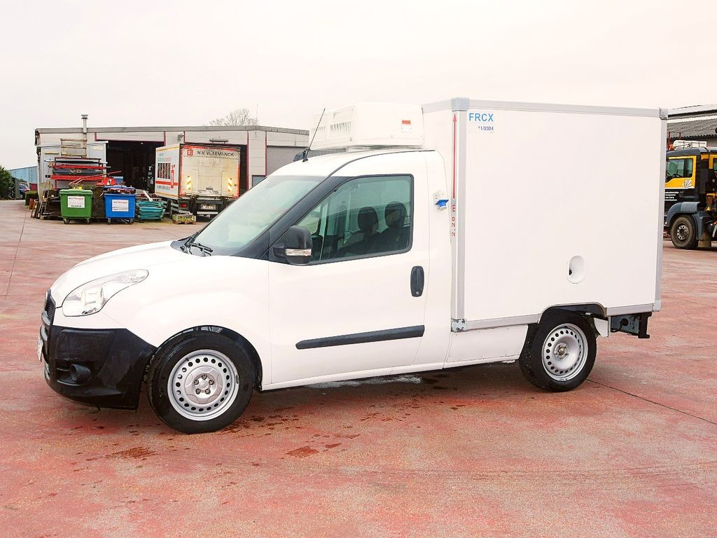 Fiat 1.3 DOBLO KUHLKOFFER RELEC FROD TR22 -20C - الشاحنات الصغيرة المبردة: صور 4 Fiat 1.3 DOBLO KUHLKOFFER RELEC FROD TR22 -20C - الشاحنات الصغيرة المبردة: صور 4