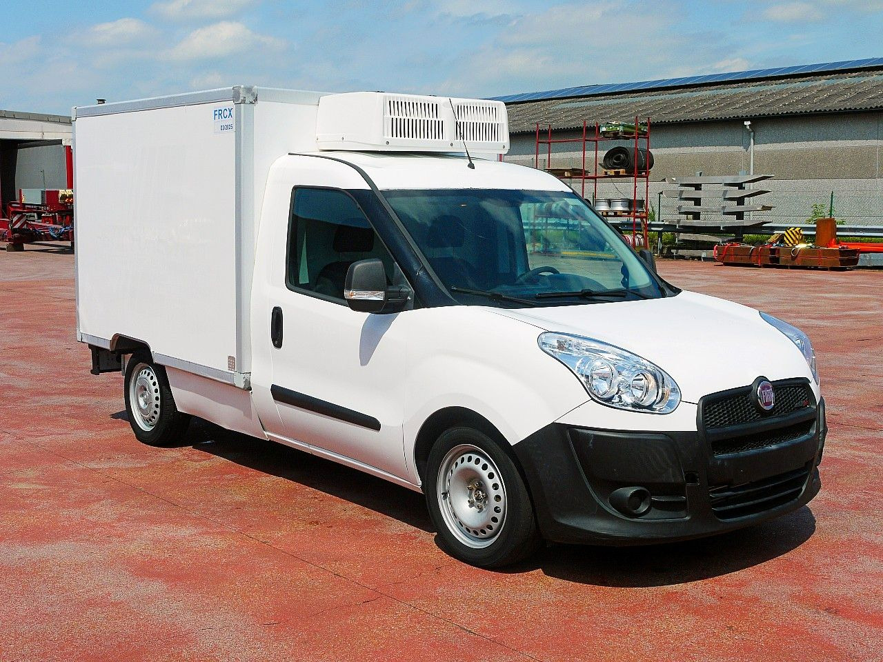 Fiat DOBLO 1.6 KUHKOFFER RELEC FROID TR22 -20C - الشاحنات الصغيرة المبردة: صور 2 Fiat DOBLO 1.6 KUHKOFFER RELEC FROID TR22 -20C - الشاحنات الصغيرة المبردة: صور 2
