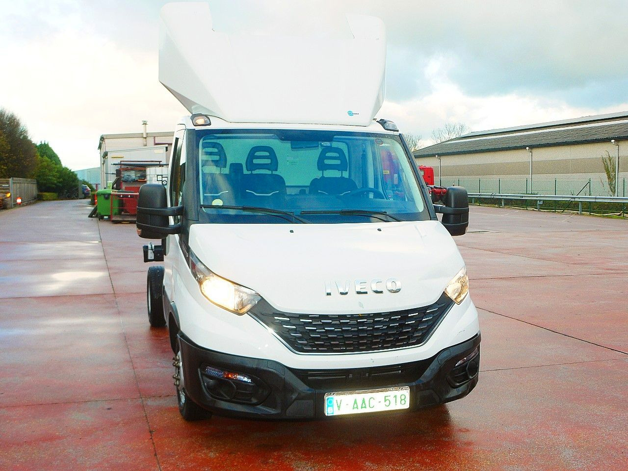 Iveco 35C14 DAILY FAHRGESTELL - الشاسيه شاحنة: صور 1 Iveco 35C14 DAILY FAHRGESTELL - الشاسيه شاحنة: صور 1