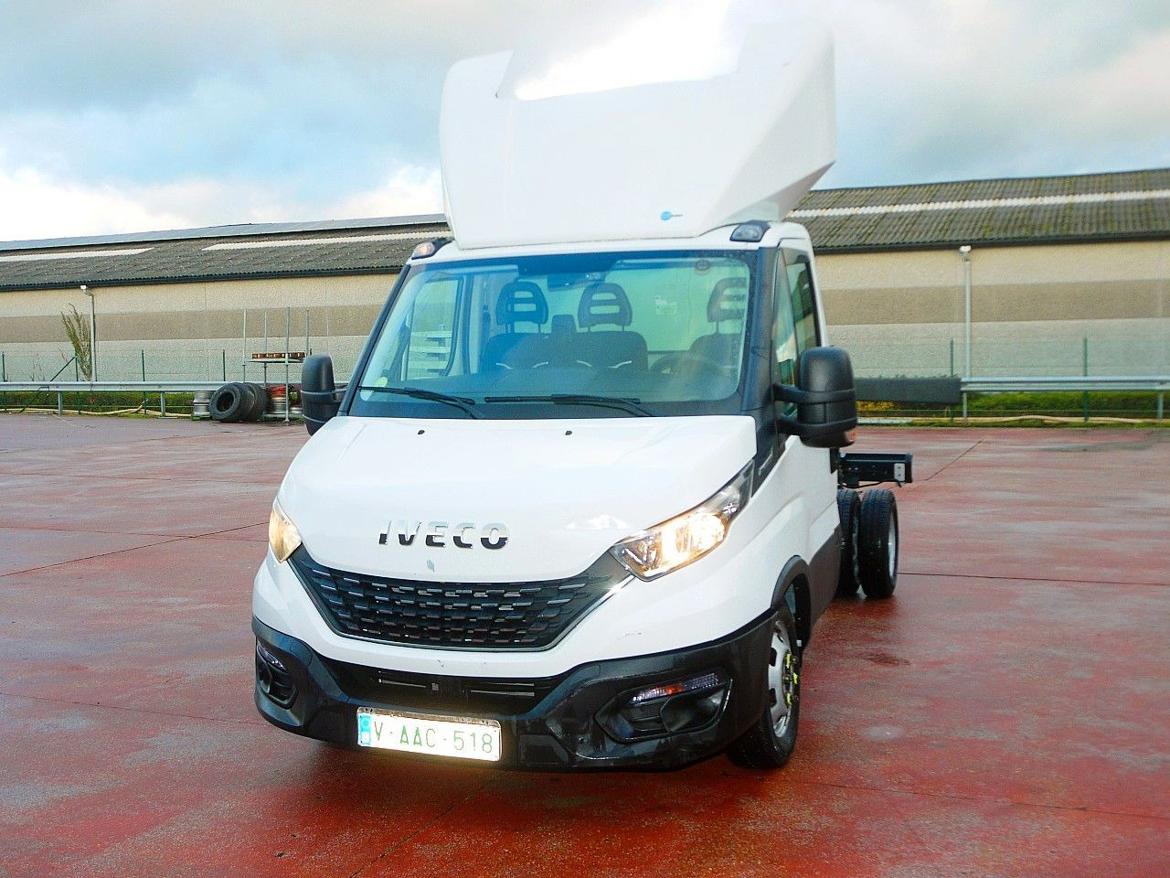 Iveco 35C14 DAILY FAHRGESTELL - الشاسيه شاحنة: صور 5 Iveco 35C14 DAILY FAHRGESTELL - الشاسيه شاحنة: صور 5