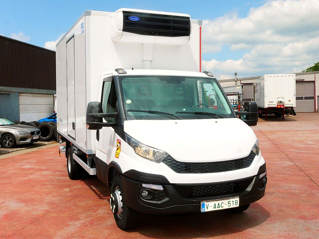Iveco 70C17 KUHLKOFFER CARRIER XARIOS 500 A/C LUFT LBW - الشاحنات الصغيرة المبردة: صور 1 Iveco 70C17 KUHLKOFFER CARRIER XARIOS 500 A/C LUFT LBW - الشاحنات الصغيرة المبردة: صور 1