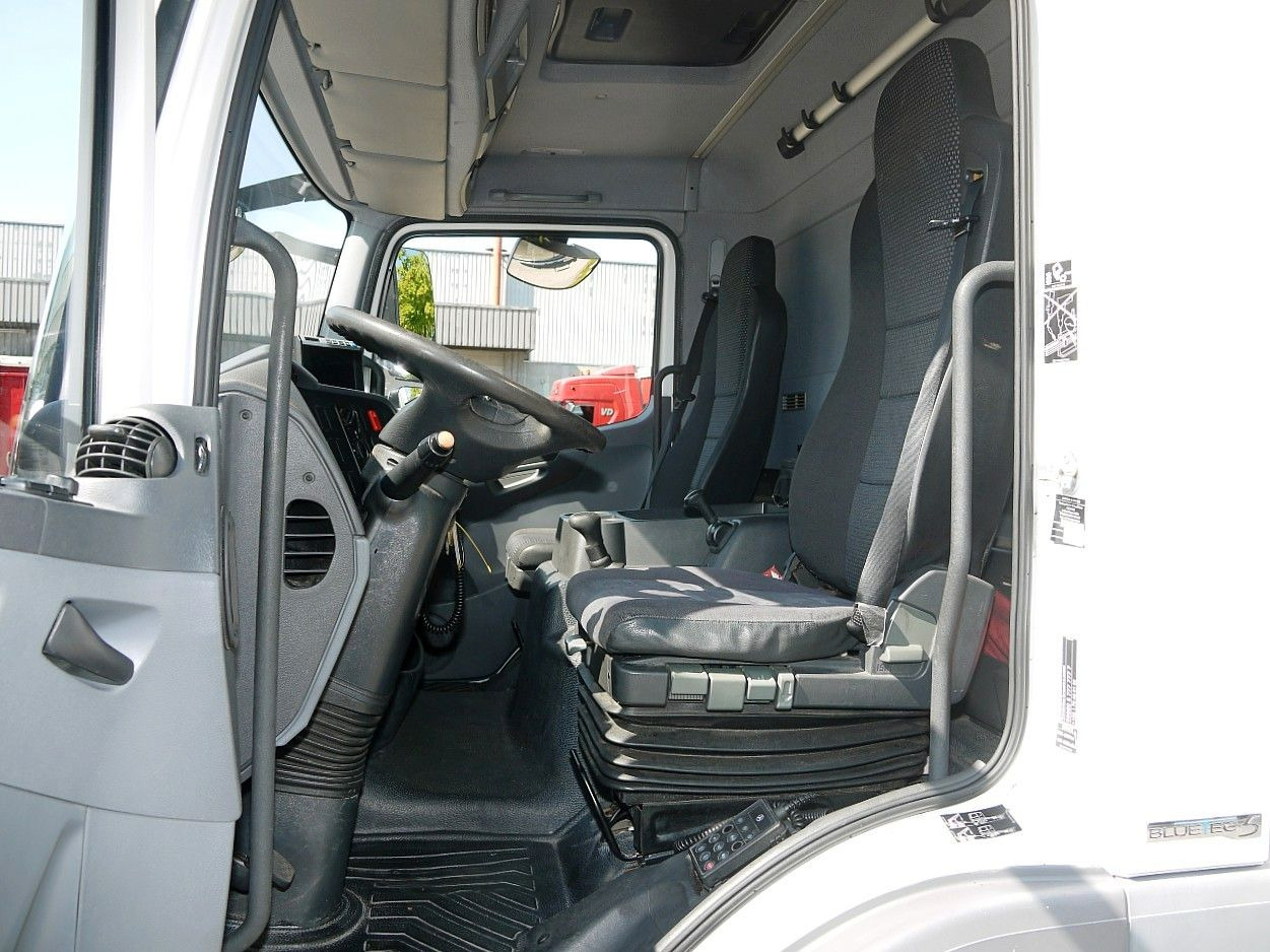 بصندوق مغلق شاحنة Mercedes-Benz 1318 ATEGO MEUBEL KOFFER LBW MANUAL  LUFTFEDERNG: صور 12