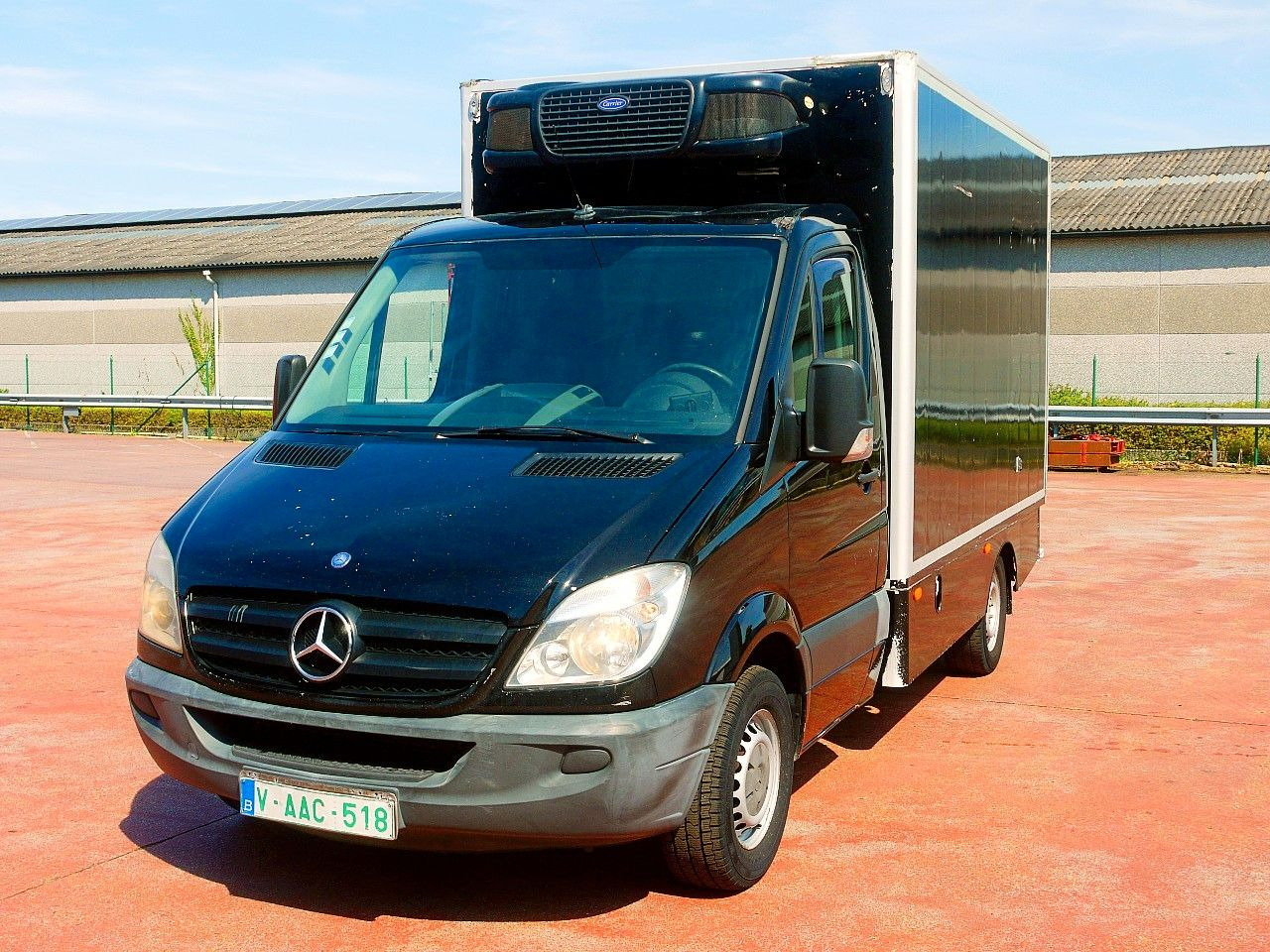 Mercedes-Benz 319 SPRINTER V6 KUHLKOFFER CARRIER PULSOR 600 MT - الشاحنات الصغيرة المبردة: صور 5 Mercedes-Benz 319 SPRINTER V6 KUHLKOFFER CARRIER PULSOR 600 MT - الشاحنات الصغيرة المبردة: صور 5