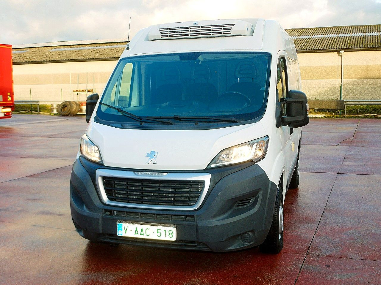 Peugeot BOXER KUHLKASTENWAGEN THERMOKING V200 -20c - الشاحنات الصغيرة المبردة: صور 5 Peugeot BOXER KUHLKASTENWAGEN THERMOKING V200 -20c - الشاحنات الصغيرة المبردة: صور 5