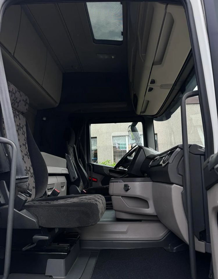 Scania R450 - شاحنة جرار: صور 3 Scania R450 - شاحنة جرار: صور 3