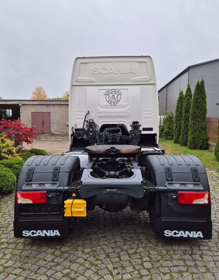 Scania R450 - شاحنة جرار: صور 5 Scania R450 - شاحنة جرار: صور 5