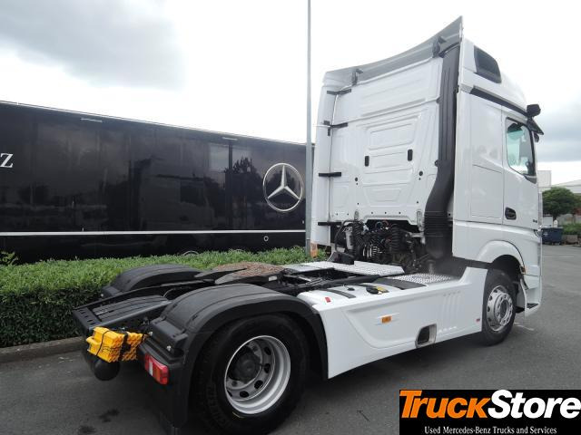 Mercedes-Benz Actros 1845 LS - شاحنة جرار: صور 5 Mercedes-Benz Actros 1845 LS - شاحنة جرار: صور 5