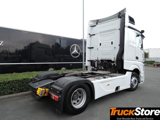 Mercedes-Benz Actros 1845 LS - شاحنة جرار: صور 4 Mercedes-Benz Actros 1845 LS - شاحنة جرار: صور 4