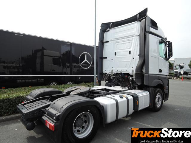 Mercedes-Benz Actros 1851 LS - شاحنة جرار: صور 4 Mercedes-Benz Actros 1851 LS - شاحنة جرار: صور 4