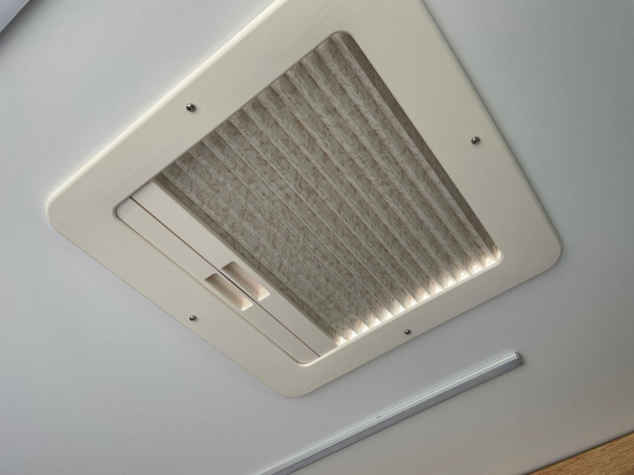 الشاحنات الصغيرة MAN TGE 3.180 BF 3 BEGLEITFAHRZEUG L3H3 NAVI LED: صور 40