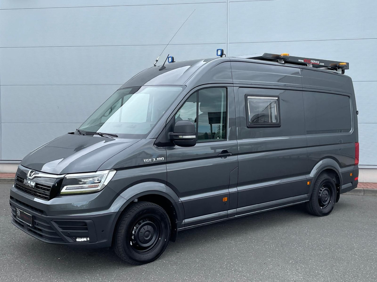 MAN TGE 3.180 BF 3 BEGLEITFAHRZEUG L3H3 NAVI LED - فان: صور 1 MAN TGE 3.180 BF 3 BEGLEITFAHRZEUG L3H3 NAVI LED - فان: صور 1