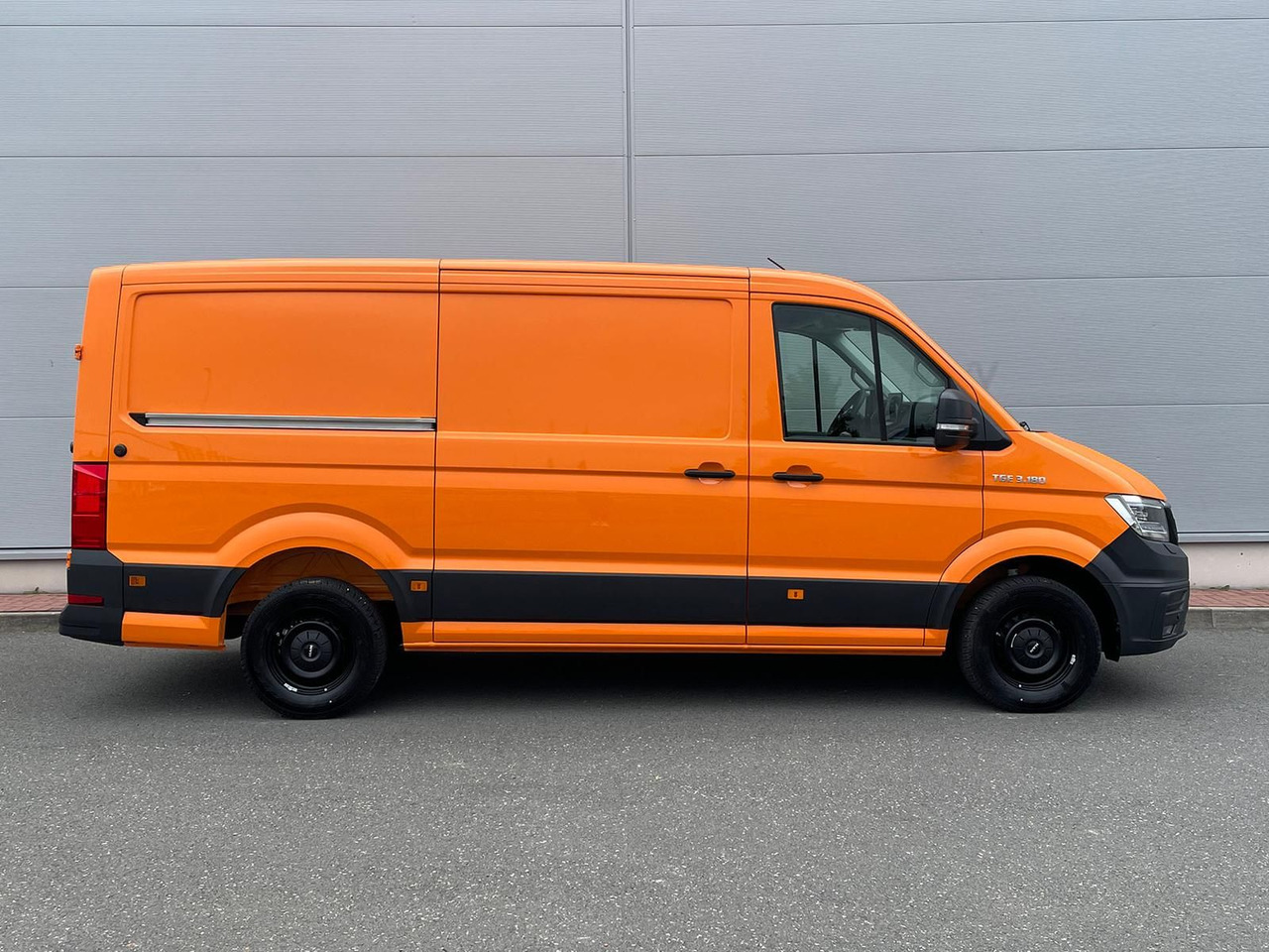 MAN TGE 3.180 Kasten L3H2 ACC LED STANDHZ NAVI - سيارة: صور 5 MAN TGE 3.180 Kasten L3H2 ACC LED STANDHZ NAVI - سيارة: صور 5