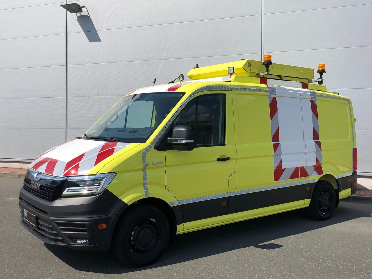 MAN TGE 3.180 L3H2 BF 4 BEGLEITFAHRZEUG ACC LED NAVI - سيارة: صور 1 MAN TGE 3.180 L3H2 BF 4 BEGLEITFAHRZEUG ACC LED NAVI - سيارة: صور 1