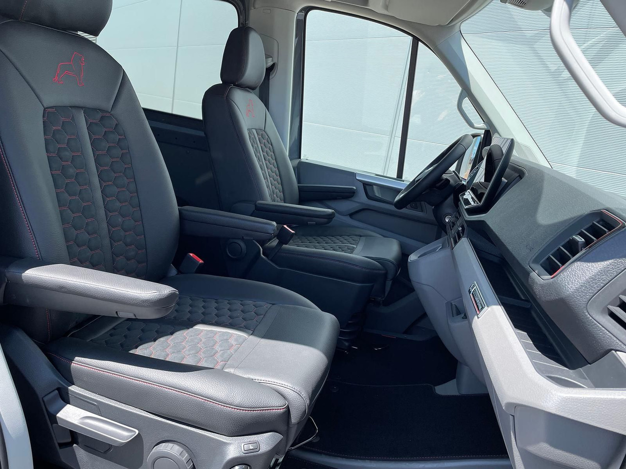 فان, الشاحنات الصغيرة كابينة مزدوجة MAN TGE 3.200 L3H3 MIXTO 4x4 Individual S ACC STHZ: صور 34