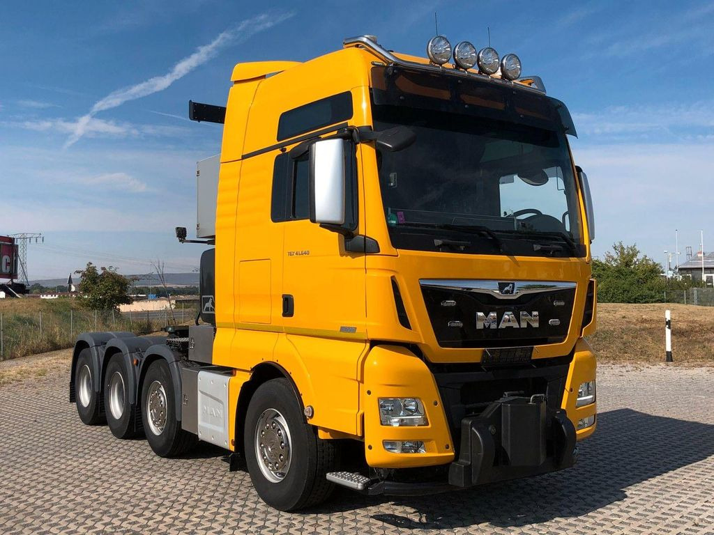 MAN TGX 41.640 8x4 Euro 6,Schwerlast 250t - شاحنة جرار: صور 1 MAN TGX 41.640 8x4 Euro 6,Schwerlast 250t - شاحنة جرار: صور 1